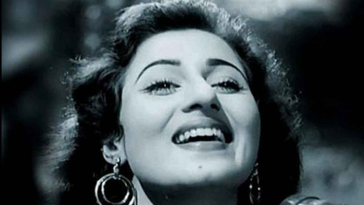 मुहब्बत कर लो जी, कर लो अजी किसने रोका है