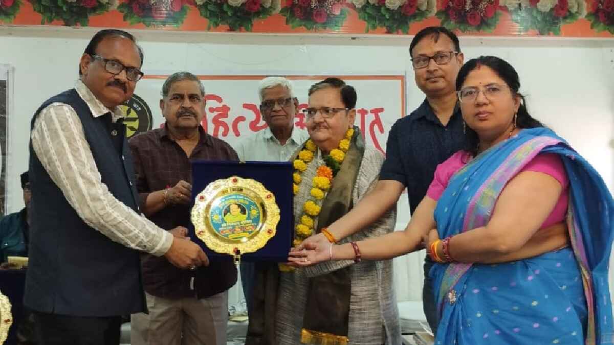 साकीबा सम्मेलन, सम्मान समारोह, साहित्यिक आयोजन